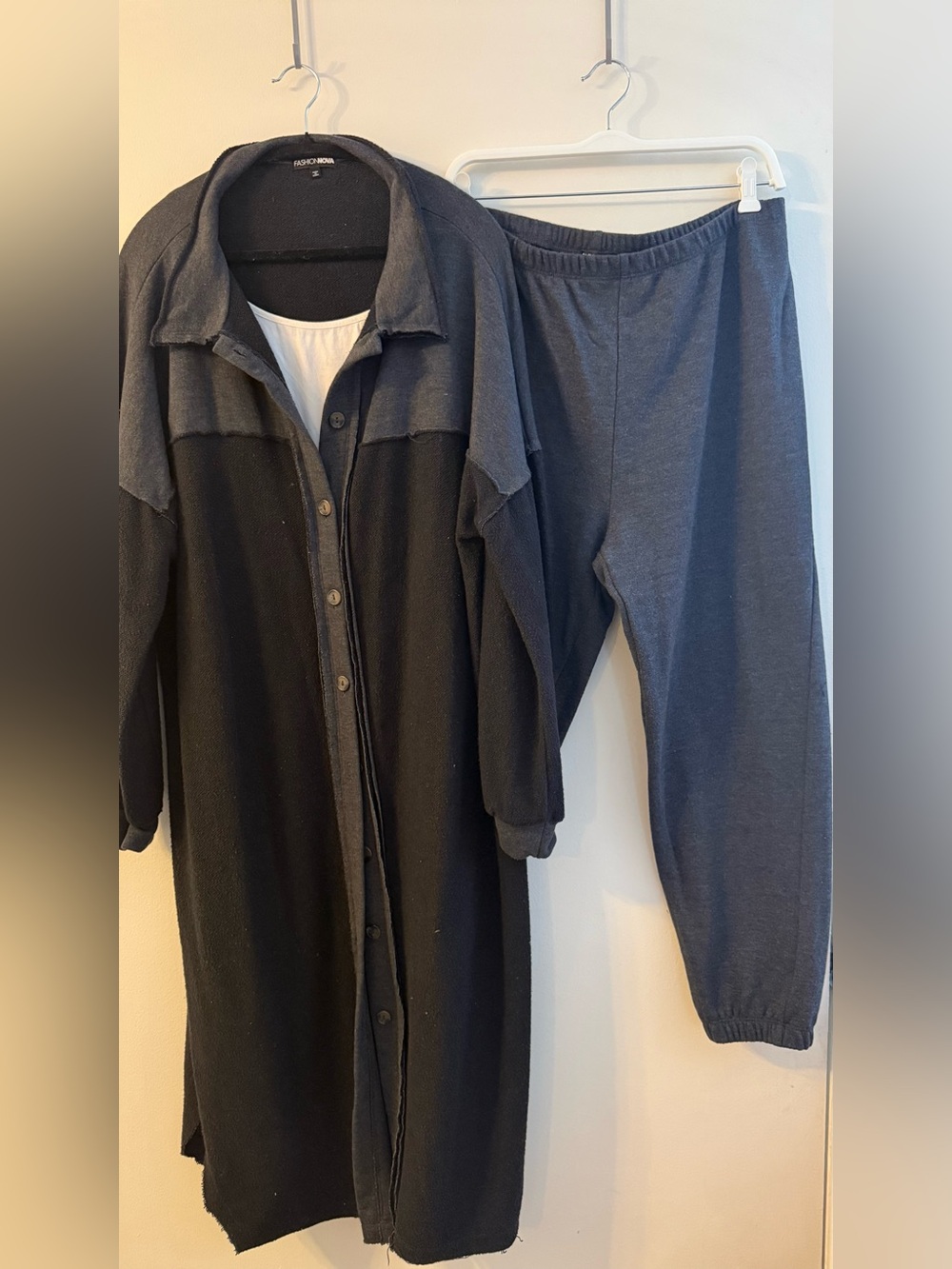 Plus Size Women’s 2 Tone Button Front Cardigan & Jogger Set - Black and Charcoal